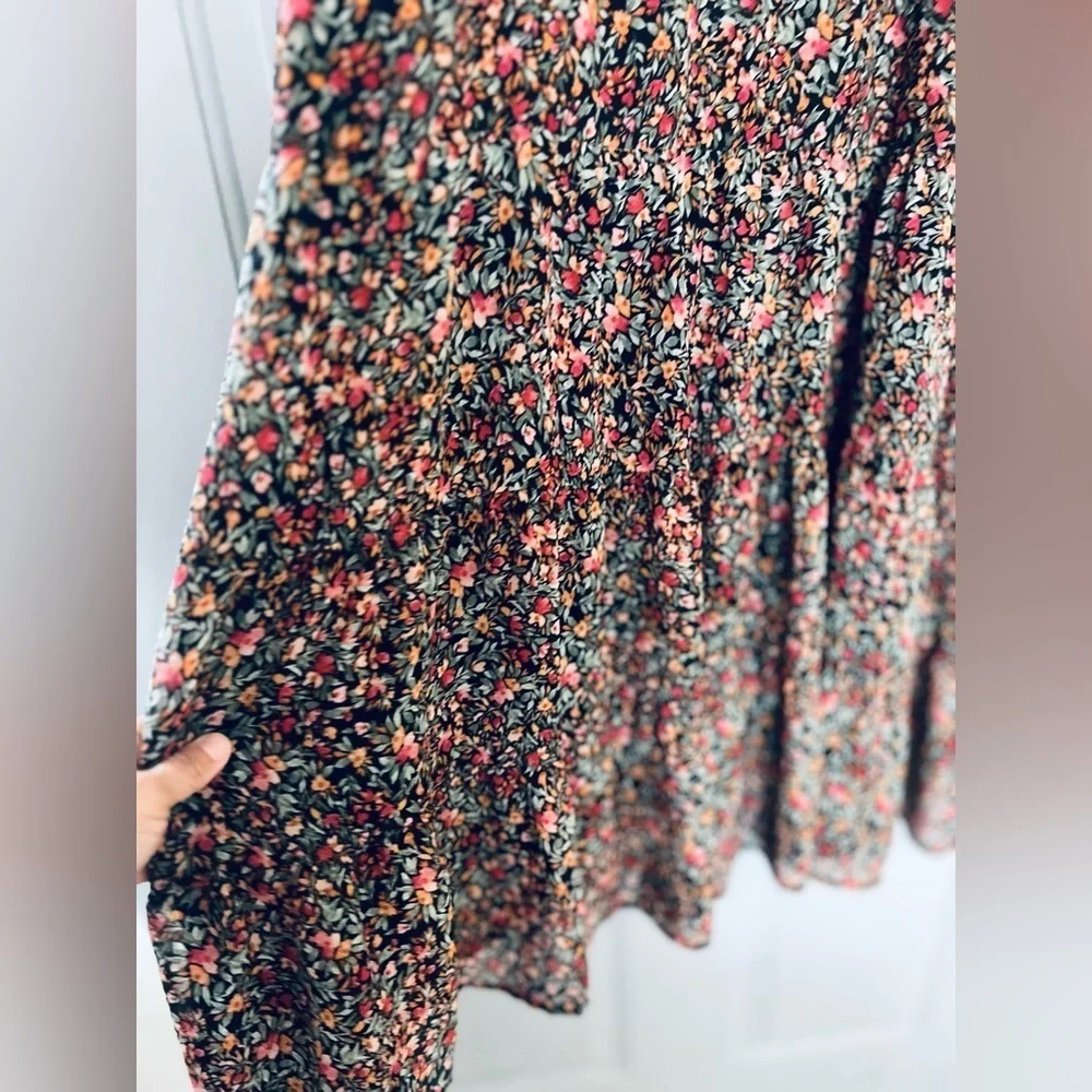 BB Dakota Steve Madden Midi Dress M Black Ditsy Floral Ruffle Tiered Sleeveless